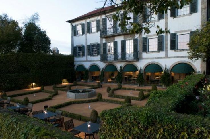 Romantic Museum of Quinta Trip Packages