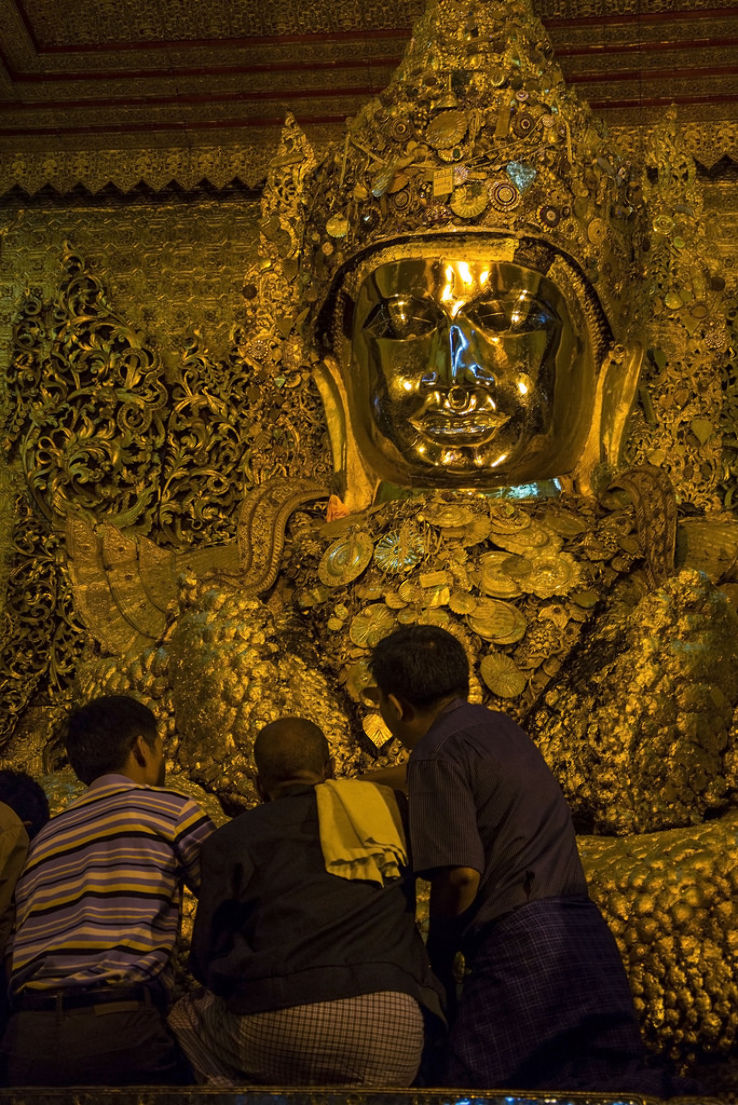 Mahamuni Paya  Trip Packages
