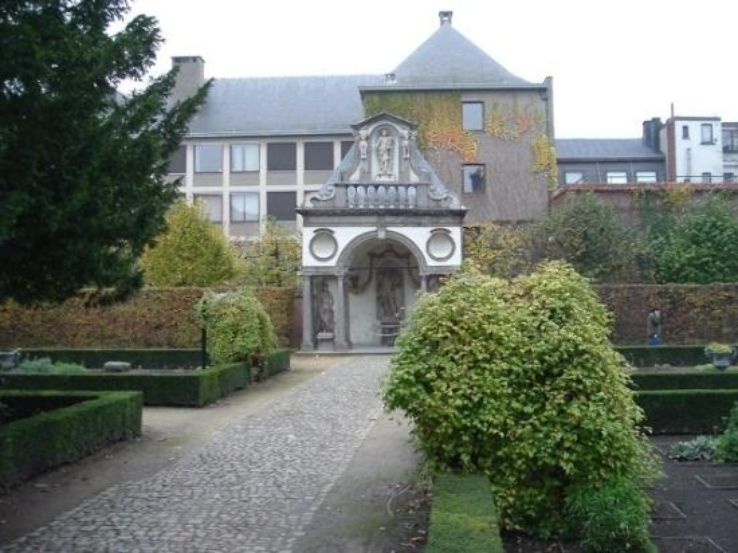 Rubens House Trip Packages