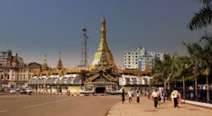 Sule Pagoda  Trip Packages
