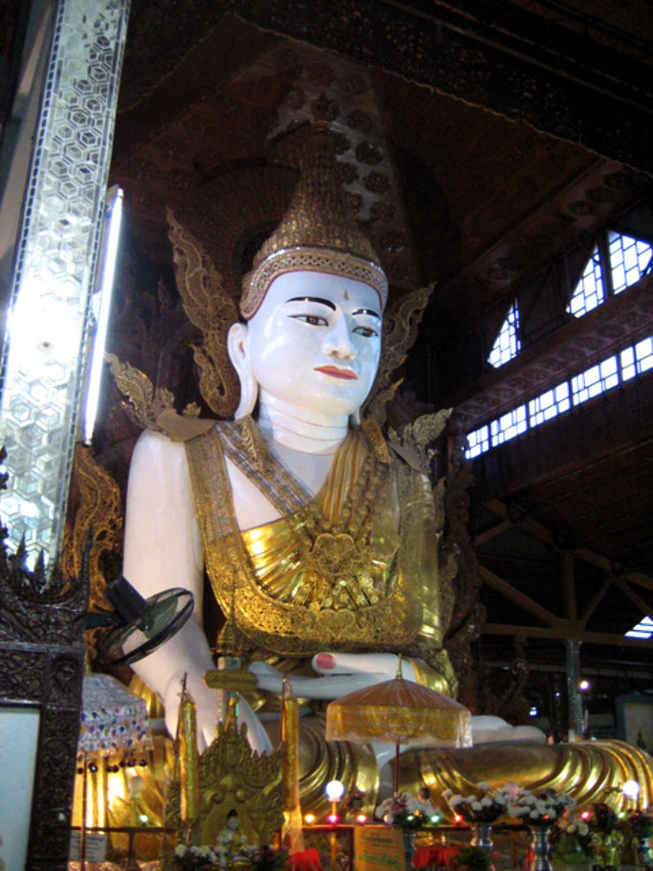 Nga Htat Gyi pagoda  Trip Packages