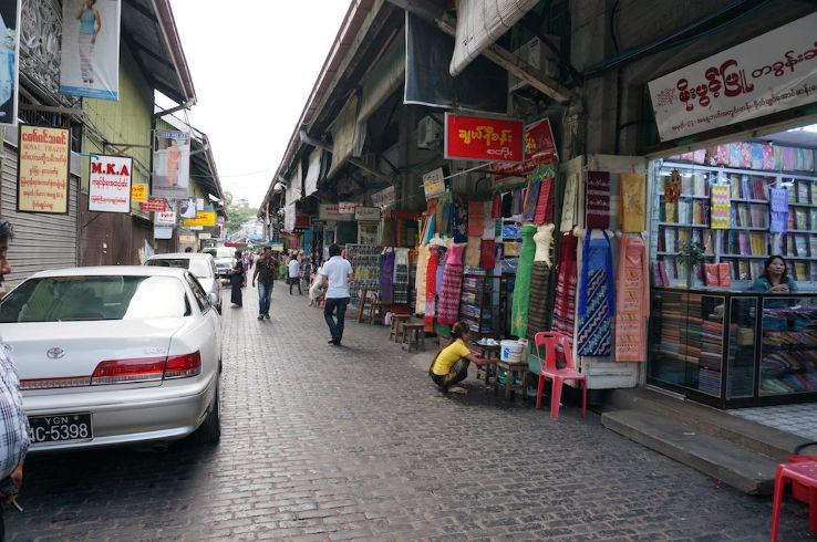 Bogyoke Market Trip Packages