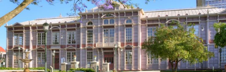 Metallic Building Trip Packages