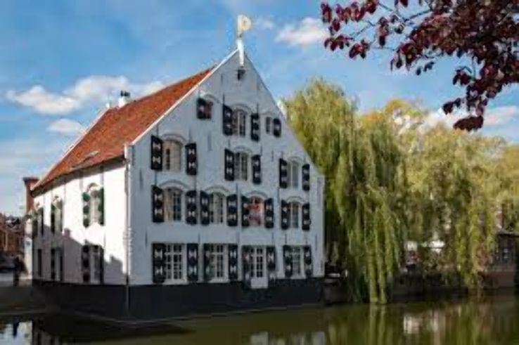 DE FORTUIN HOUSE Trip Packages