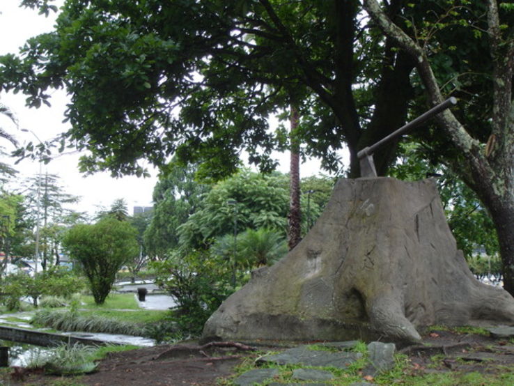 Fundadores Park Trip Packages