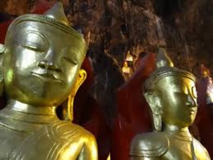 Shwe Oo Min Pagoda Trip Packages