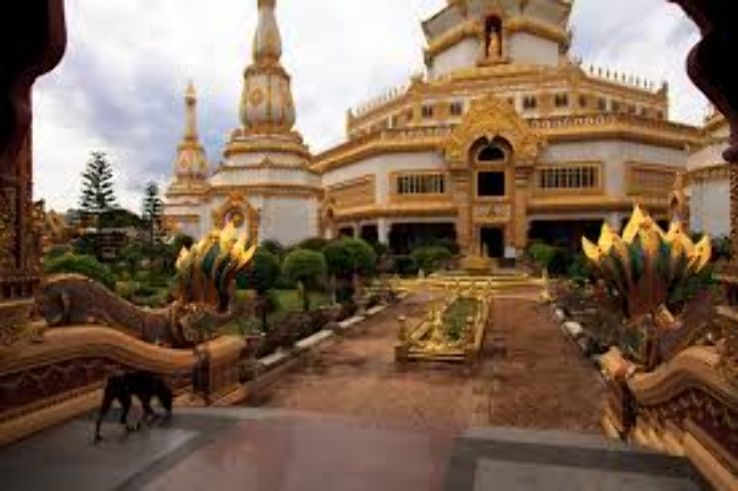 Phra Maha Chedi Chai Mongkol  Trip Packages