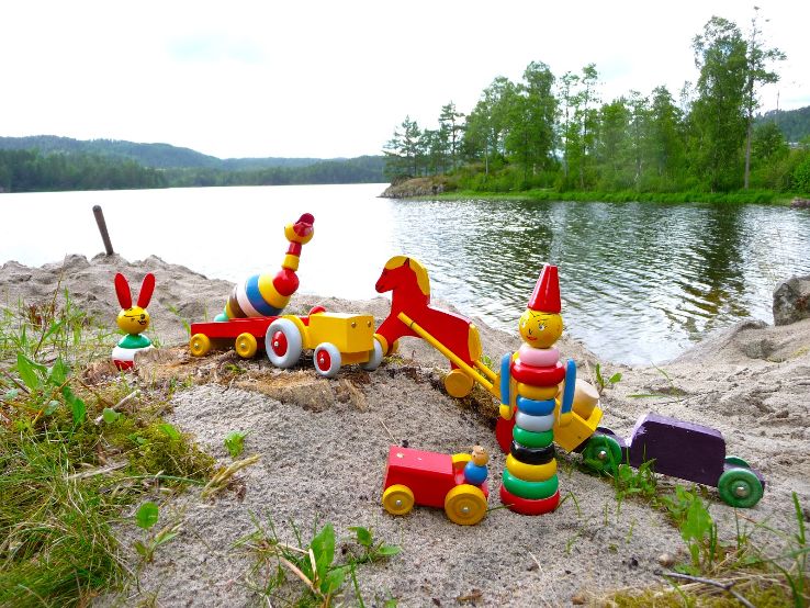 Stoa Leketoyfabrikk Trip Packages