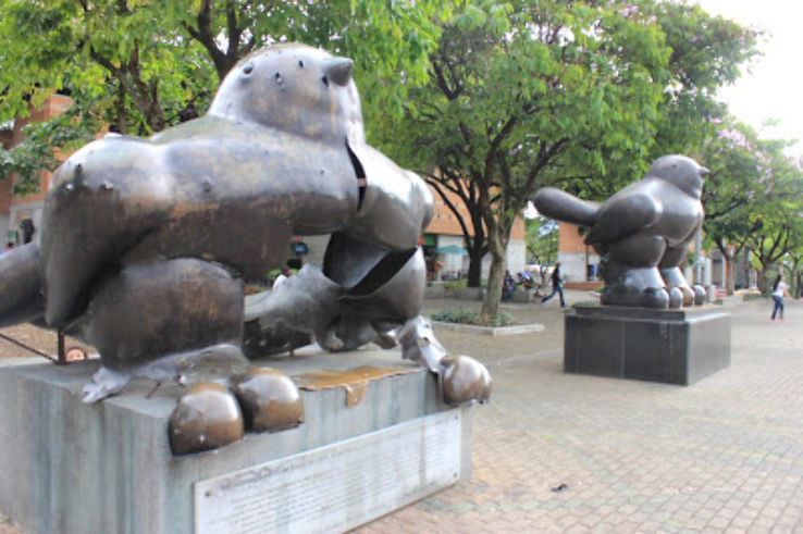 Plaza de San Antonio Trip Packages