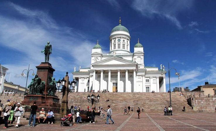 Helsinki Senate Square  Trip Packages