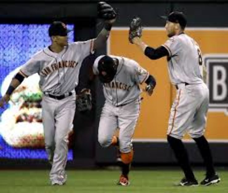 Root for the San Francisco Giants Trip Packages