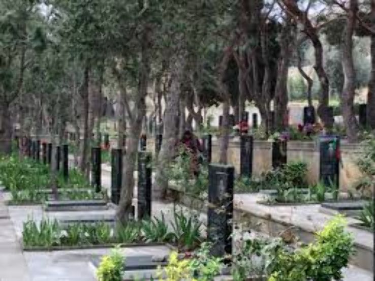 Martyrs Alley and the nearby cemetery Trip Packages