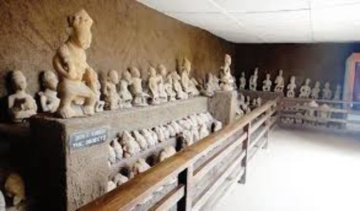 panggonan hangout ing PH punika Rivers State Museum