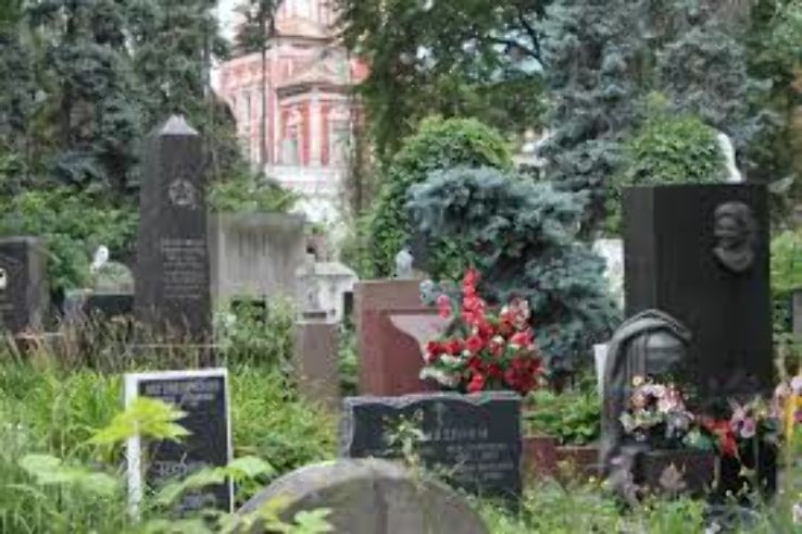 Novodevichy Cemetery Trip Packages