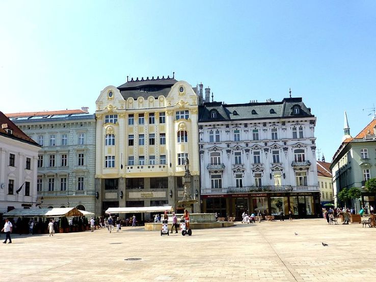 Roland Fountain Trip Packages