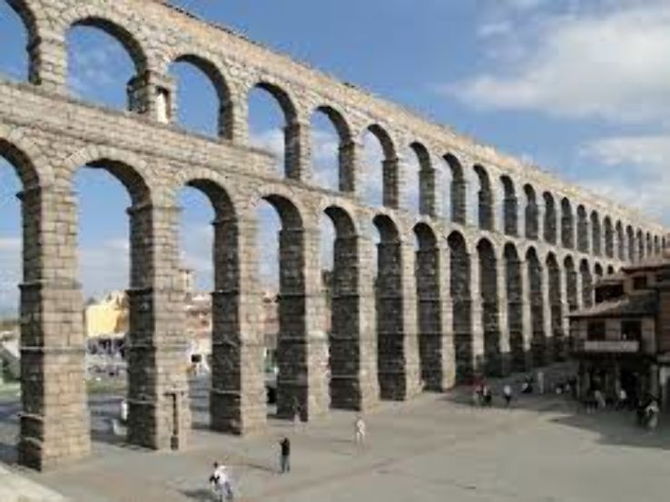  Aqueduc romain Trip Packages