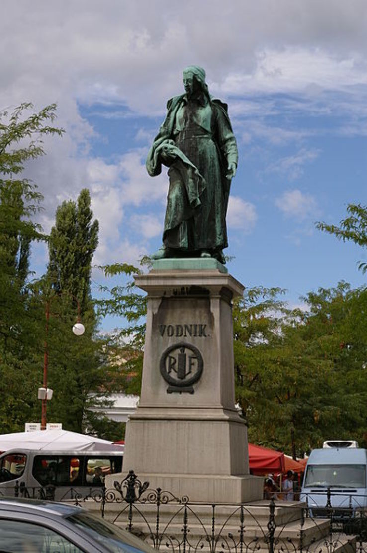 Vodnik Monument Trip Packages