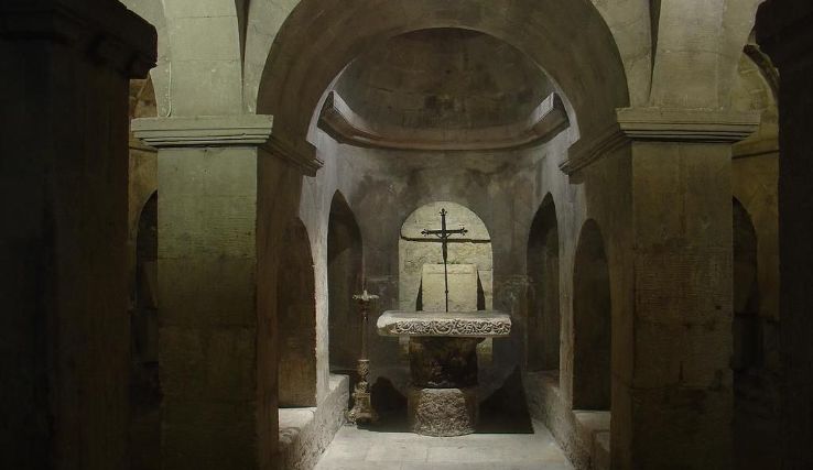 Apt Cathedral Trip Packages