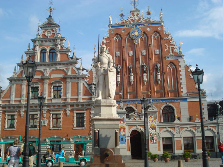 House of Blackheads Trip Packages