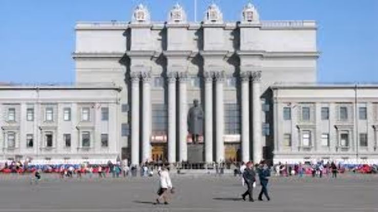 Kuibyshev Square Trip Packages
