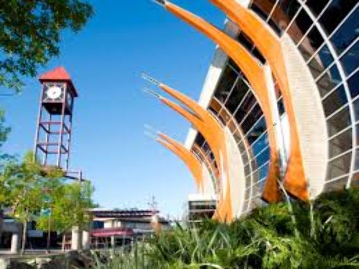 Two Rivers Gallery Trip Packages