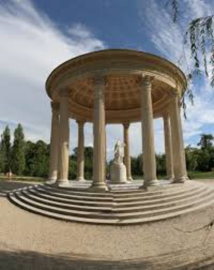 Petit Trianon Trip Packages