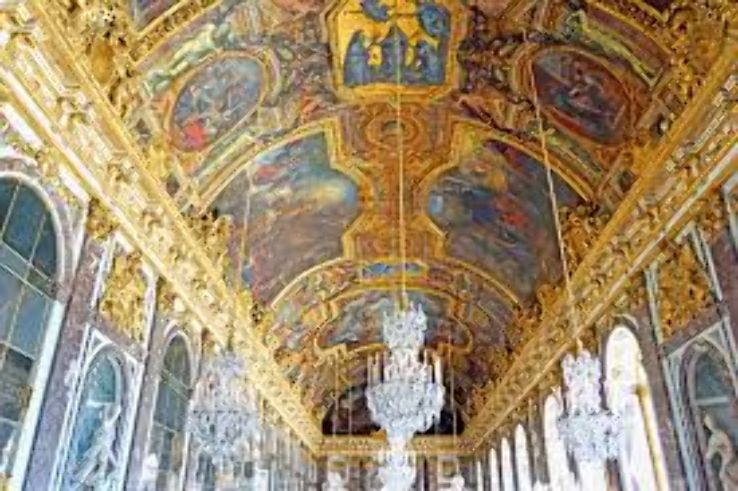 Hall of Mirrors Trip Packages