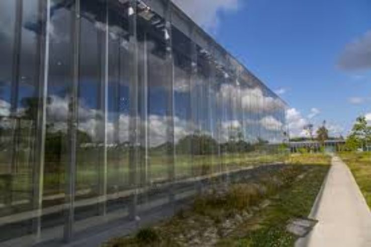 Louvre Lens  Trip Packages