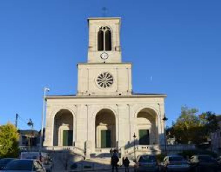 Saint-Leger Church Trip Packages