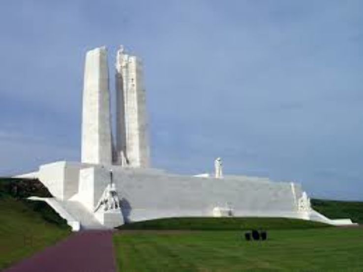 Canadian National Vimy Memorial Trip Packages