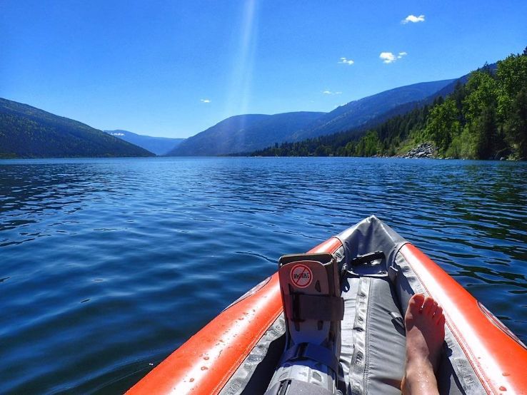 paddleboarding or kayaking on Kootenay Lake Trip Packages