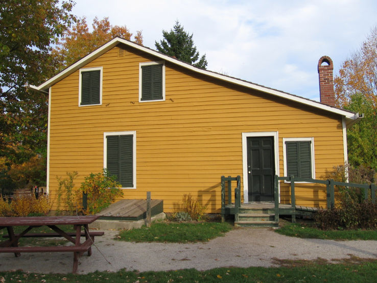 Bradley Museum Trip Packages