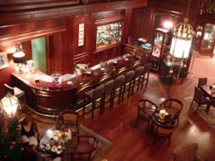 Pack a Picnic and Head to the Vineyards Trip Packages