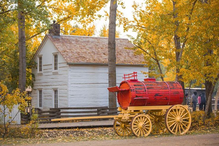Fort Edmonton Park Trip Packages