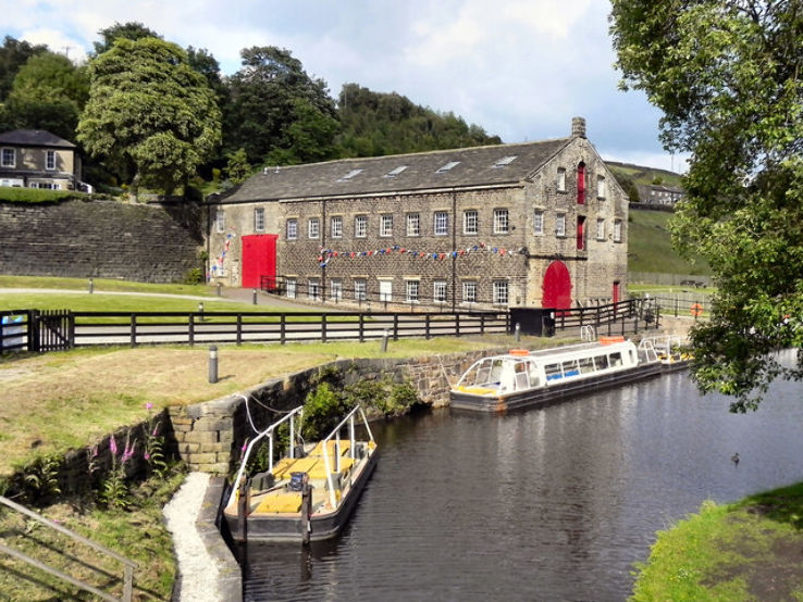 Standedge Tunnels Trip Packages