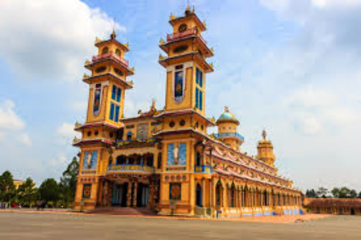 Cao Dai Temple  Trip Packages