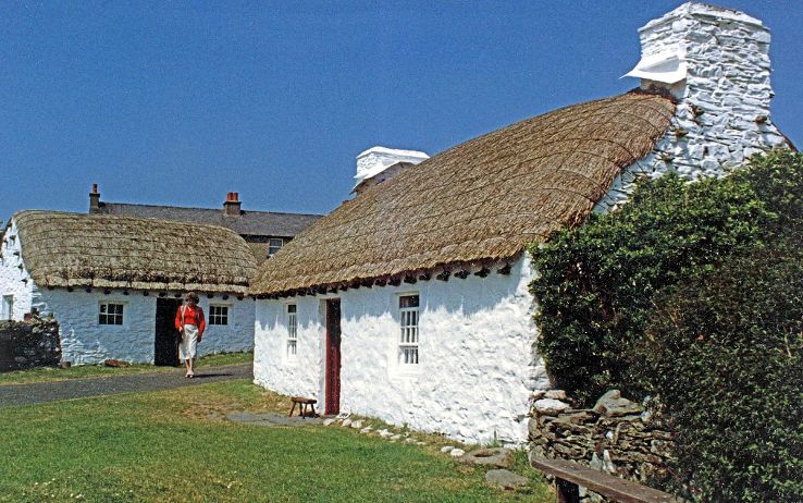 Cragneash Folk Village  Trip Packages