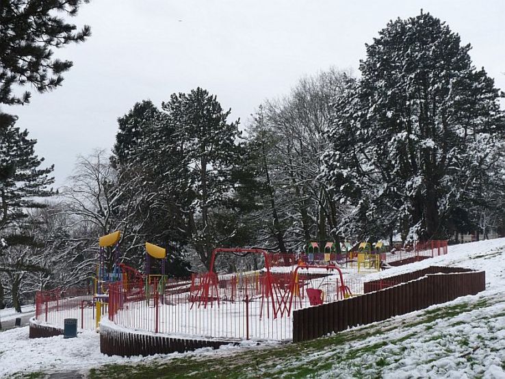 Belle Vue Park Trip Packages