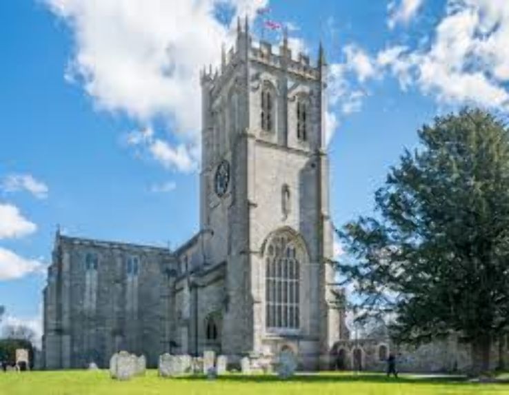 Christchurch Priory  Trip Packages