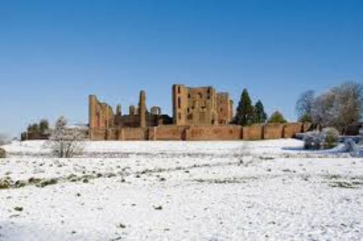 Kenilworth Castle Trip Packages
