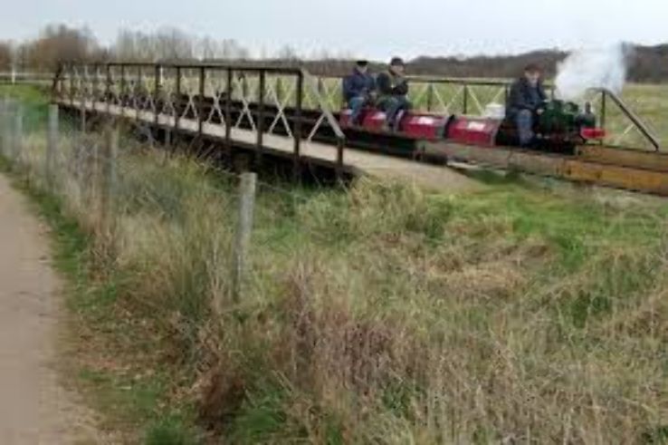 Ryton Pools Country Park  Trip Packages