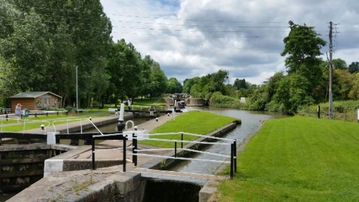 Hatton Locks Trip Packages