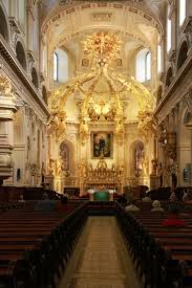 Basilique Cathedrale - Notre-Dame-de-Quebec Trip Packages