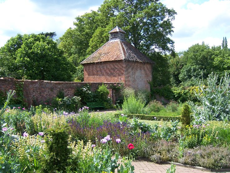 Eastcote House Gardens Trip Packages