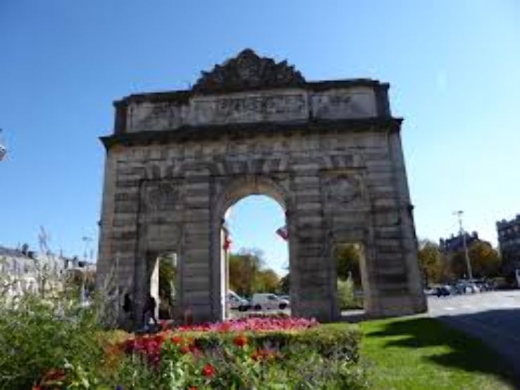 Porte Desilles Trip Packages