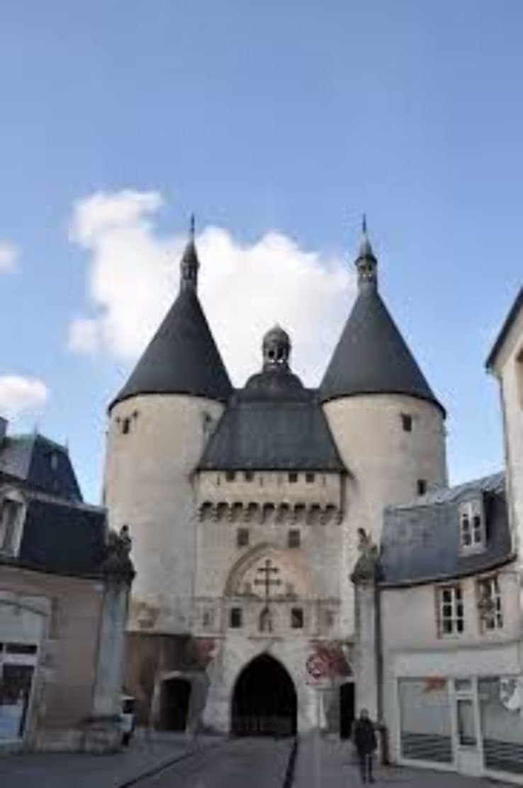 Porte de la Craffe Trip Packages