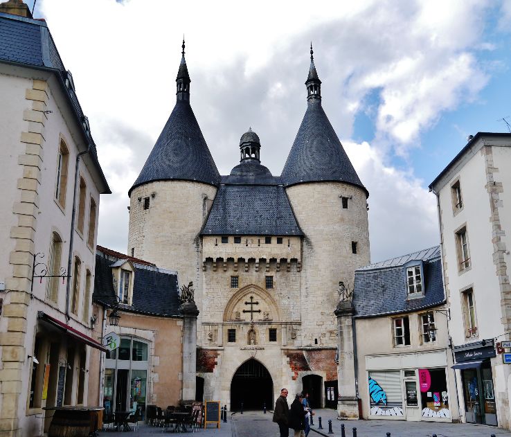 Porte de la Craffe Trip Packages