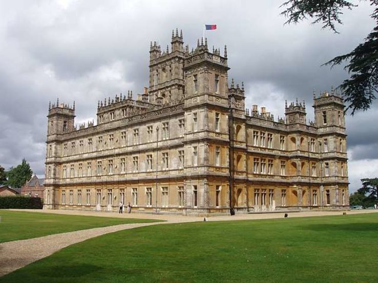 Highclere Castle Trip Packages