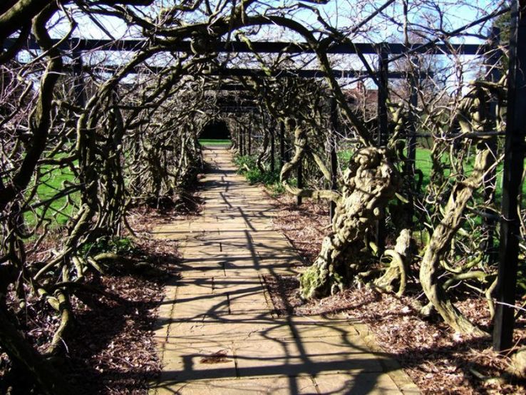 Pinces Gardens  Trip Packages