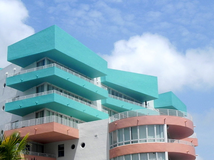 Art Deco Historic District  Trip Packages